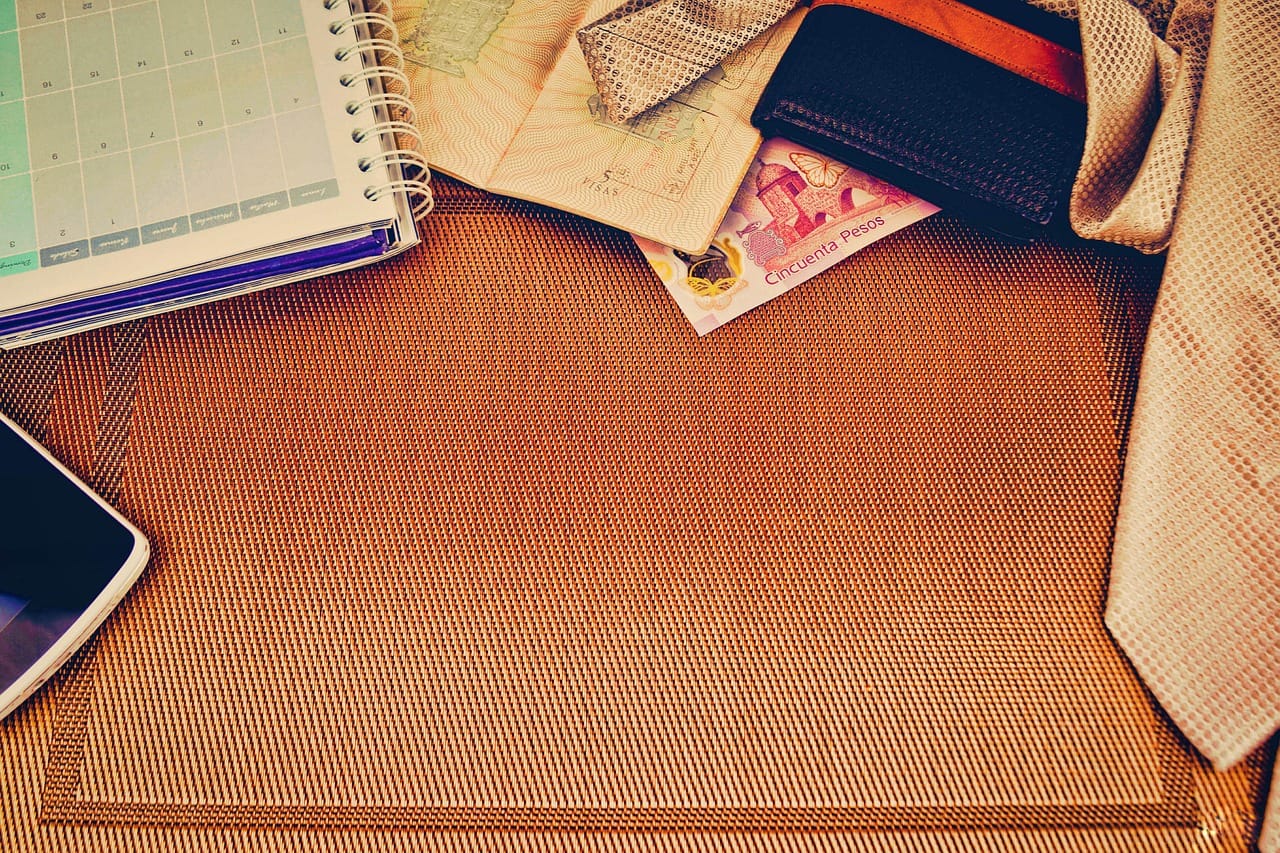 Jak urządzić mieszkanie w stylu paryskim?