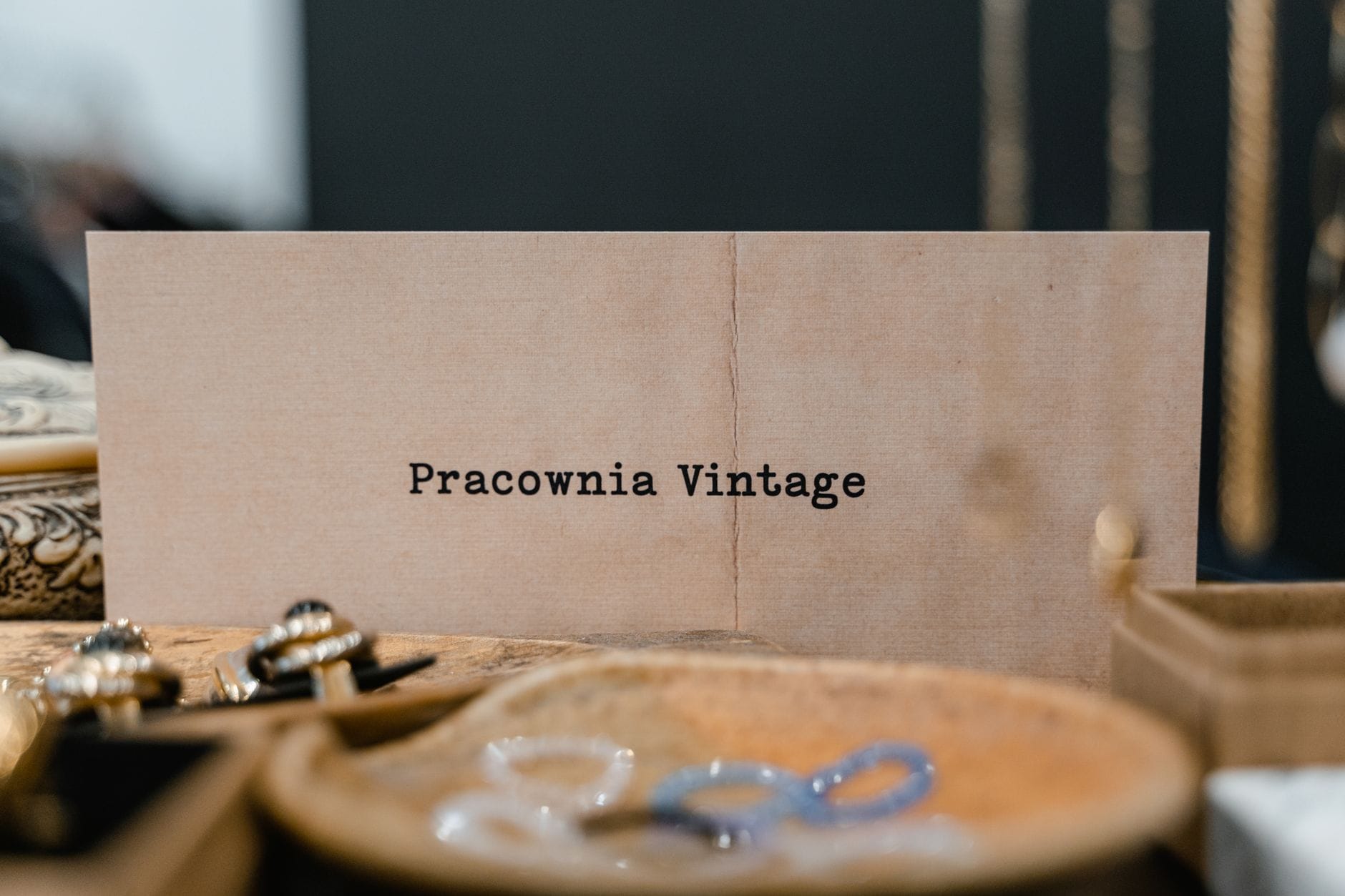 Jak kupować na targu vintage we Francji i nie dać się nabrać?