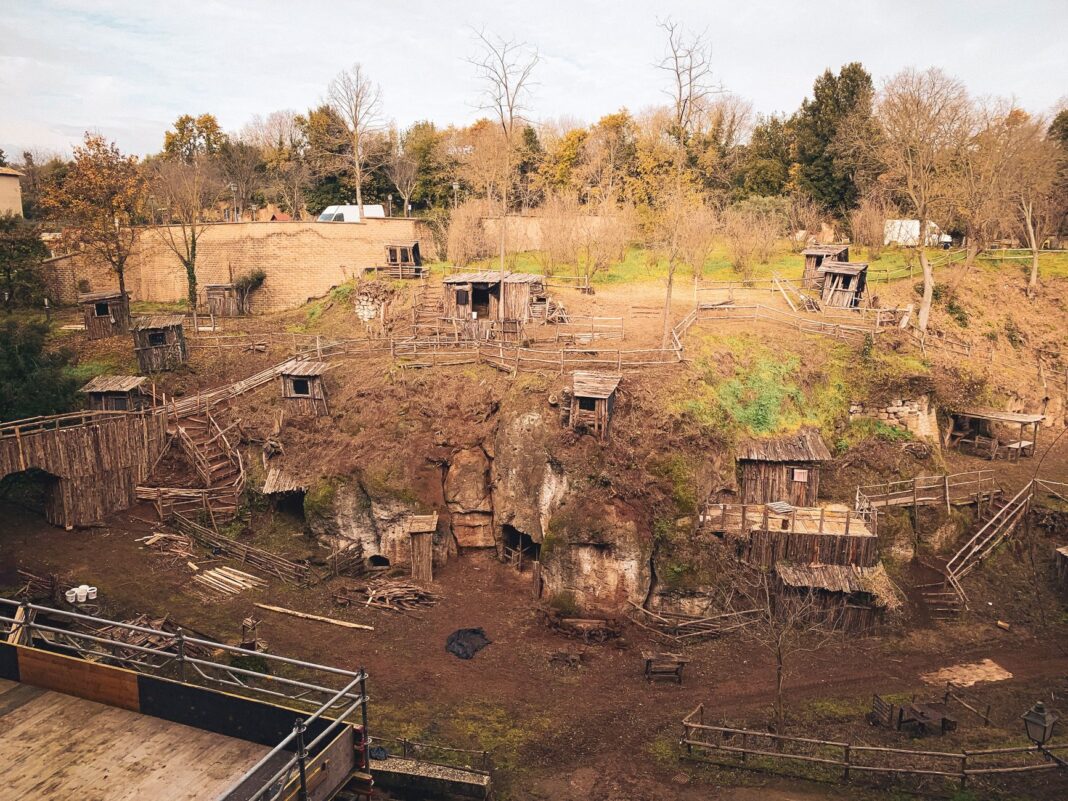 Puy du Fou z dziećmi: jak zorganizować wizytę w parku historycznym bez znajomości francuskiego?